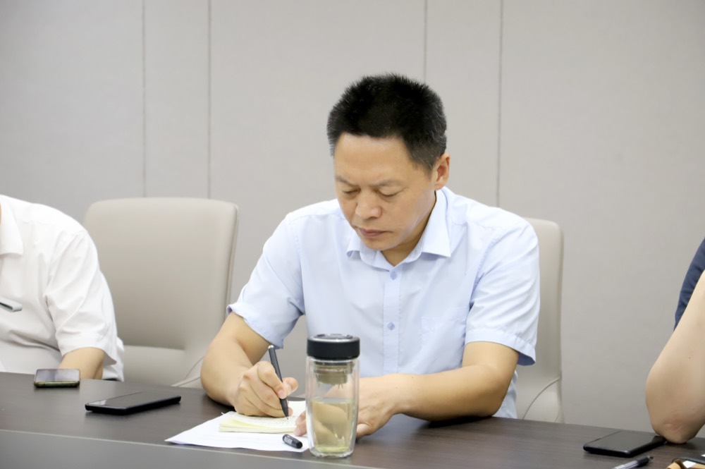 韩长杰.jpg